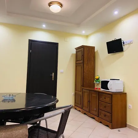 Aparthotel Adriatik Paradise 3*